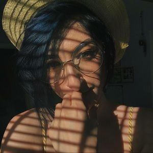 Meet your Posher, Carleigh